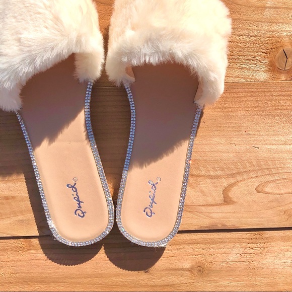 FINAL PRICE! Beige Faux Fur Slide Sandals - Picture 2 of 6